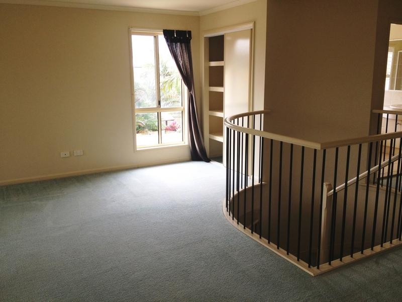 11 Dennison Court, Redland Bay QLD 4165