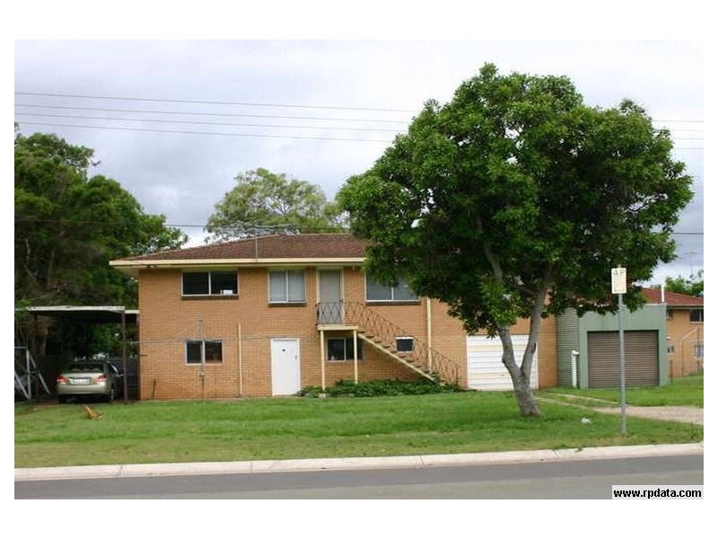 69 Banana Street, Redland Bay QLD 4165