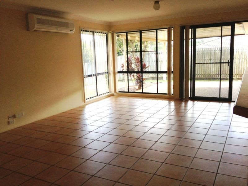 2 Beak Court, Birkdale QLD 4159