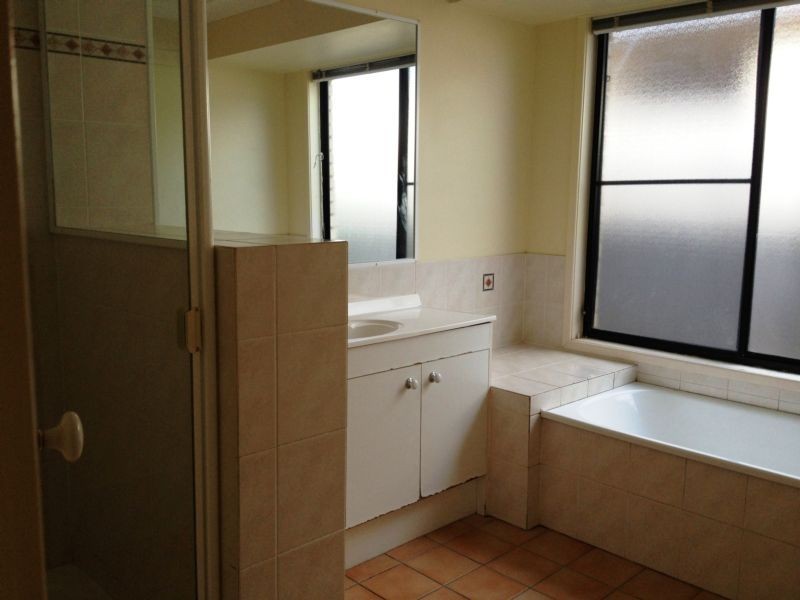 2 Beak Court, Birkdale QLD 4159