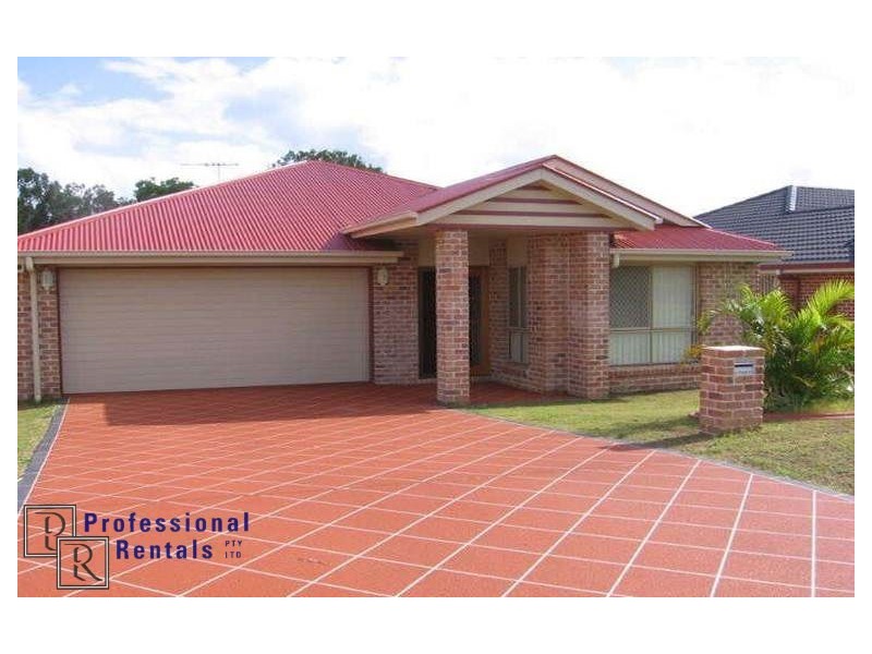 8 Timkelnik Crescent, Victoria Point QLD 4165