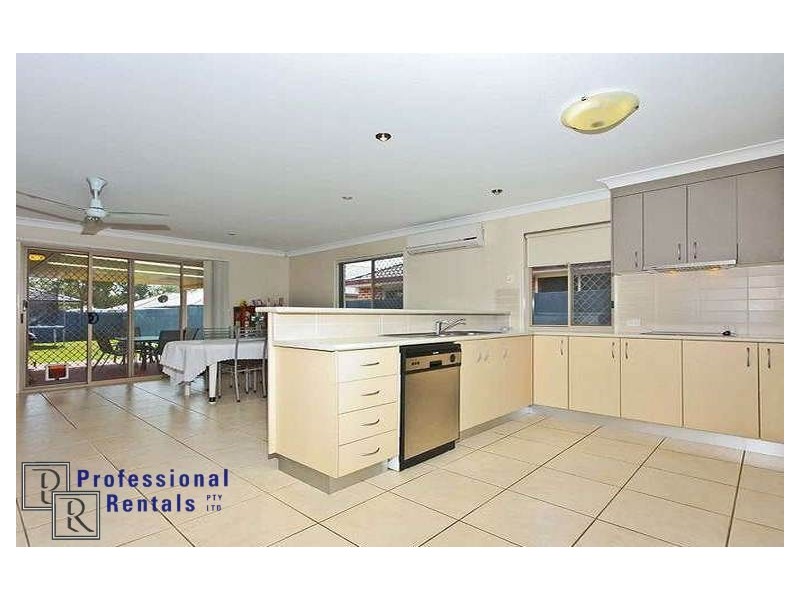 8 Timkelnik Crescent, Victoria Point QLD 4165