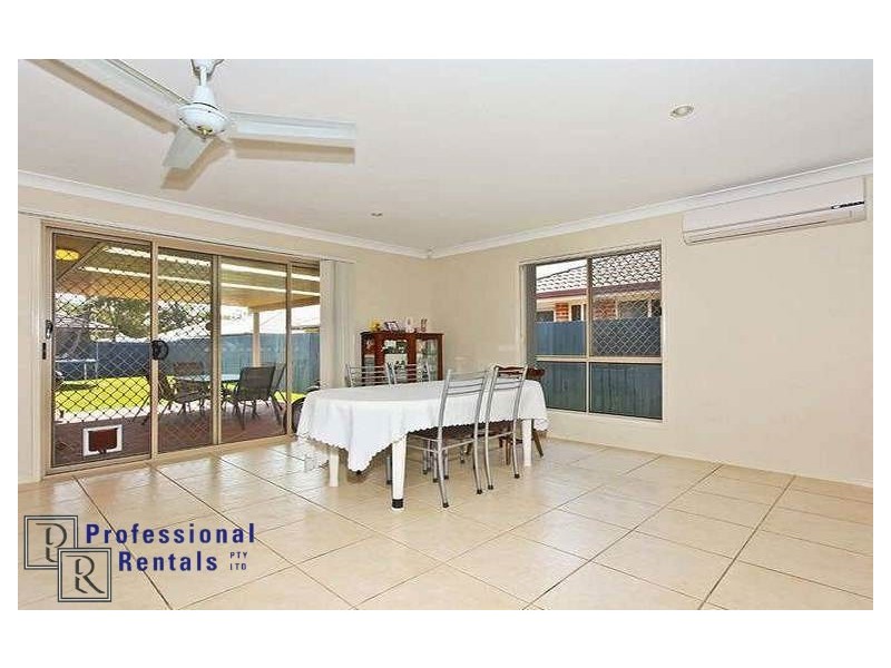 8 Timkelnik Crescent, Victoria Point QLD 4165