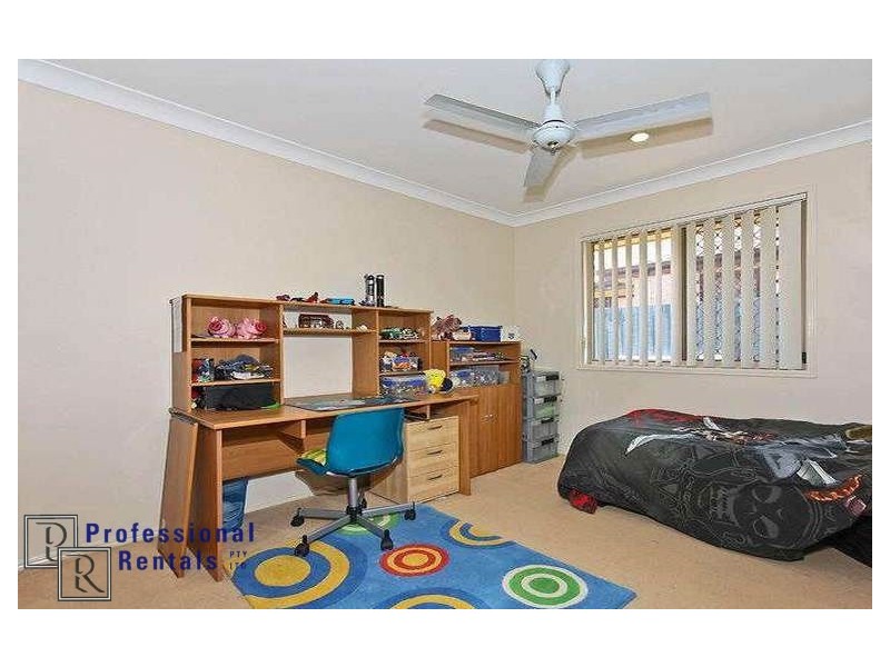8 Timkelnik Crescent, Victoria Point QLD 4165
