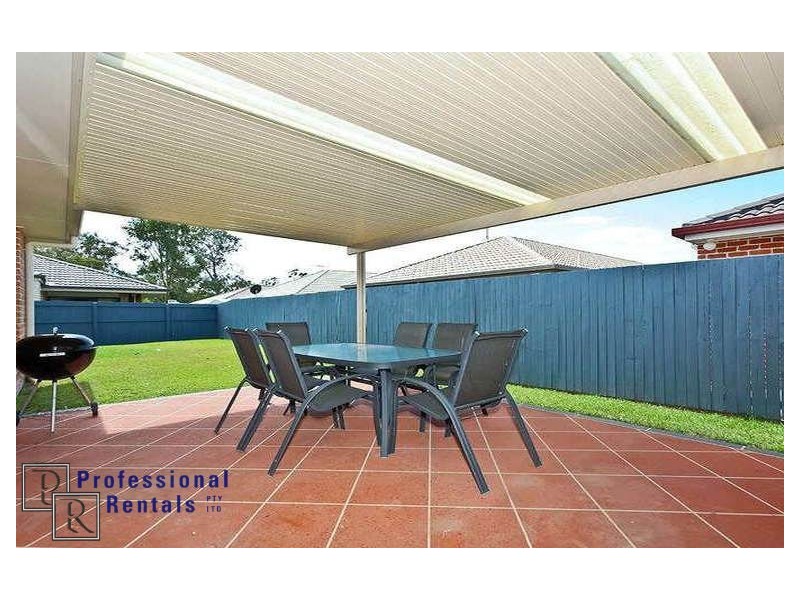 8 Timkelnik Crescent, Victoria Point QLD 4165