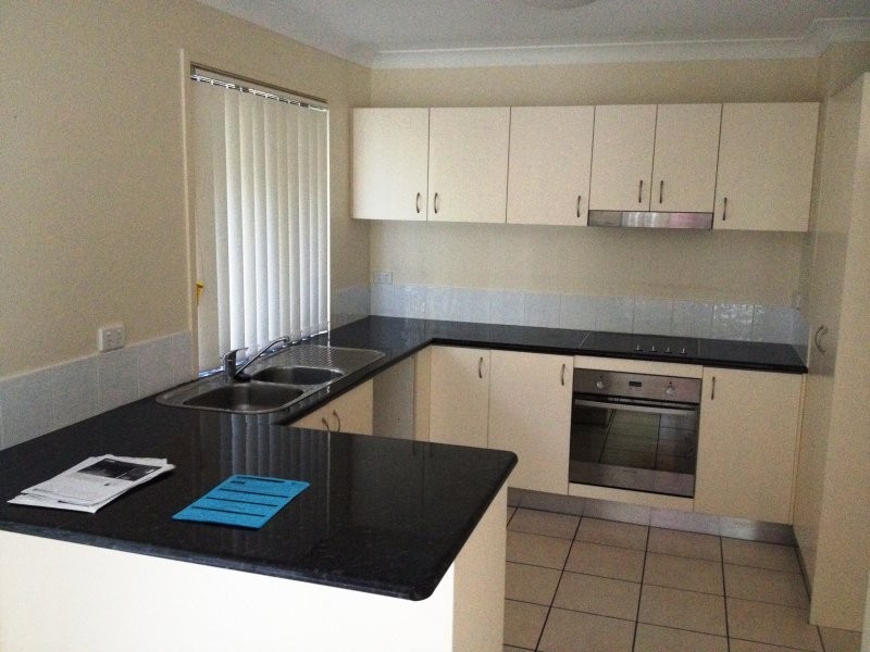 12 Roy Street, Thorneside QLD 4158