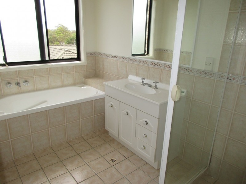 9 Lucy Court, Ormiston QLD 4160