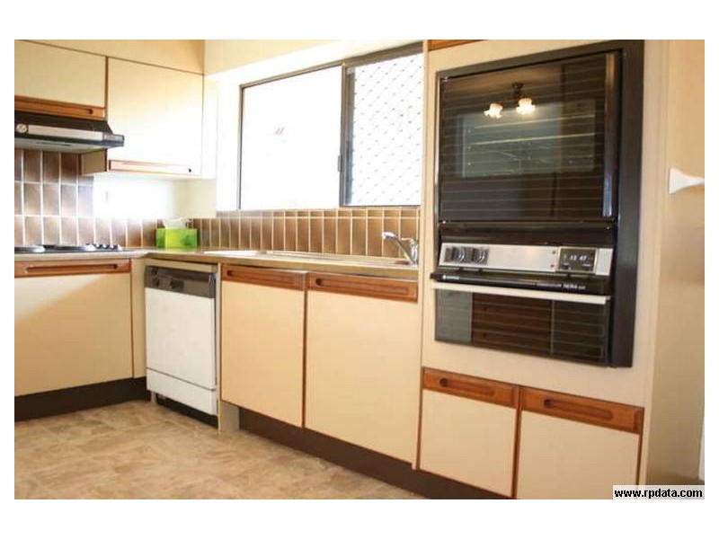 29/11 Wharf Street, Cleveland QLD 4163