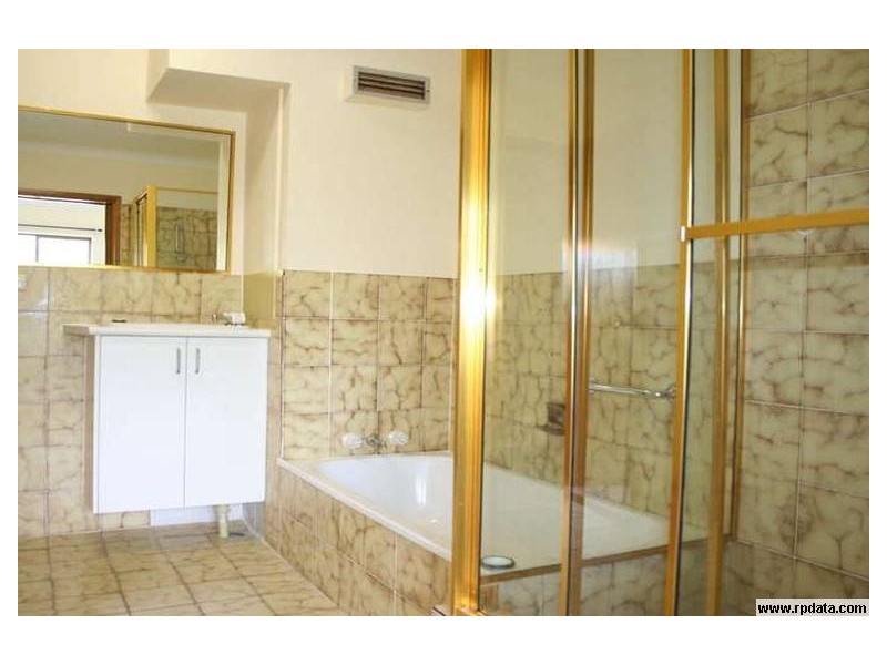 29/11 Wharf Street, Cleveland QLD 4163