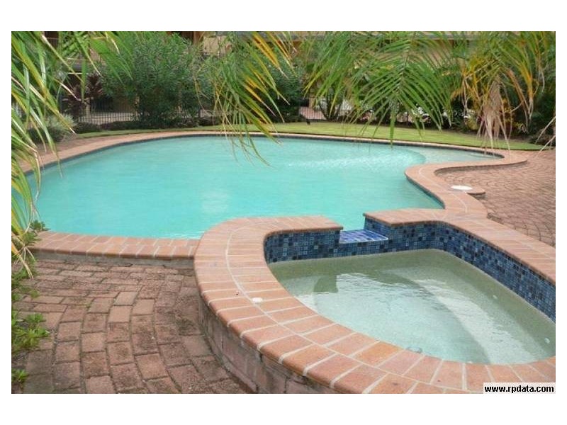 29/11 Wharf Street, Cleveland QLD 4163