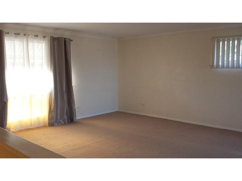 4 Chelsea Crescent, Alexandra Hills QLD 4161