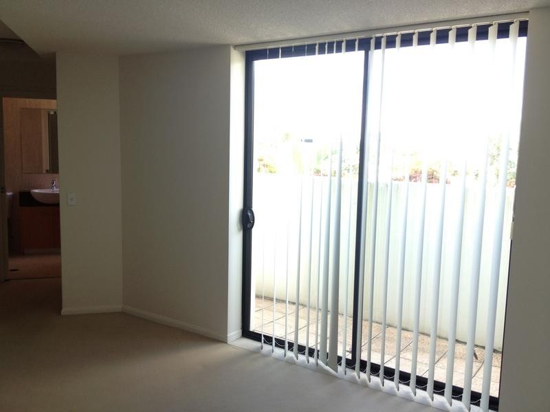 8/2 Masthead Drv, Cleveland QLD 4163