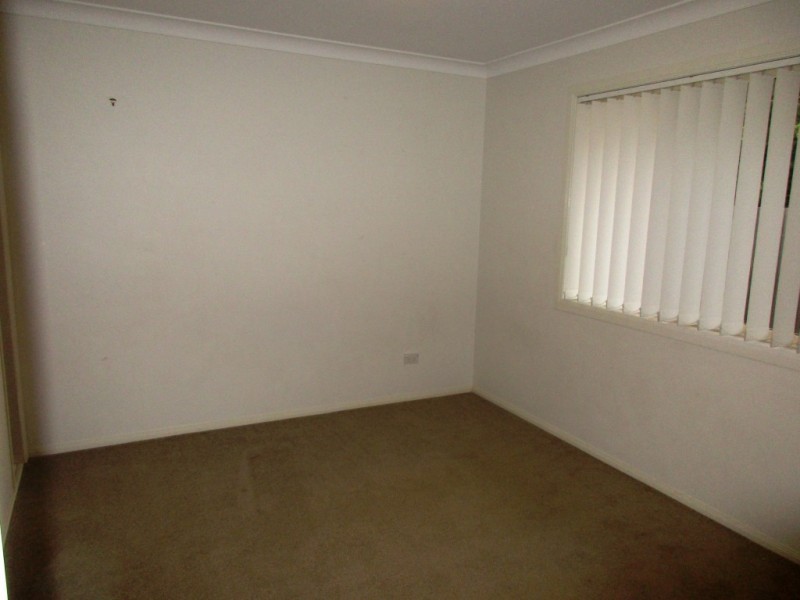 3 Mervyn Crescent, Redland Bay QLD 4165