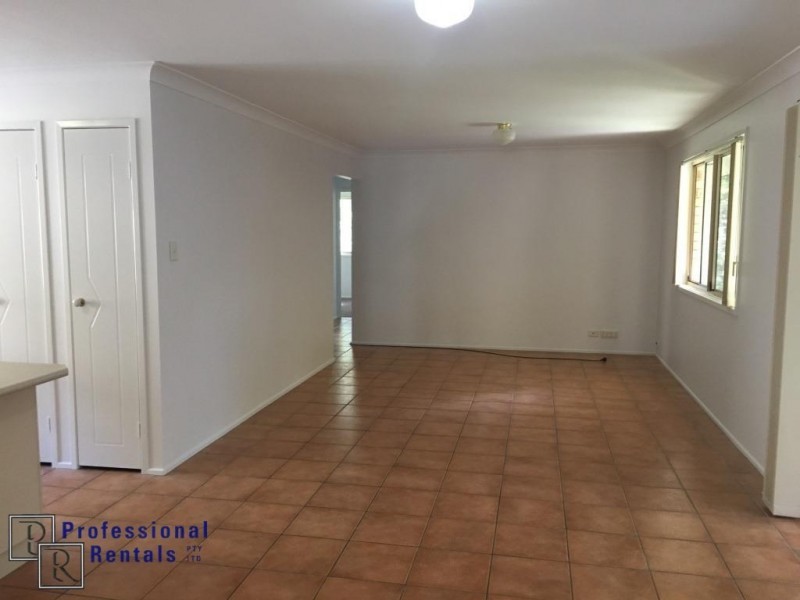 3 Kuranda Close, Capalaba QLD 4157