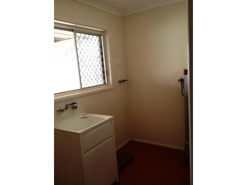 203 Queen Street, Cleveland QLD 4163