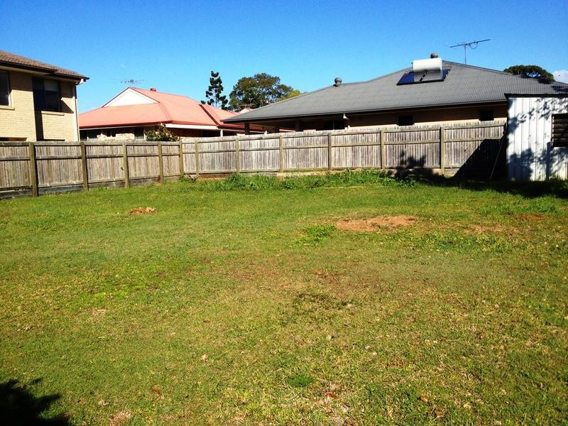 203 Queen Street, Cleveland QLD 4163