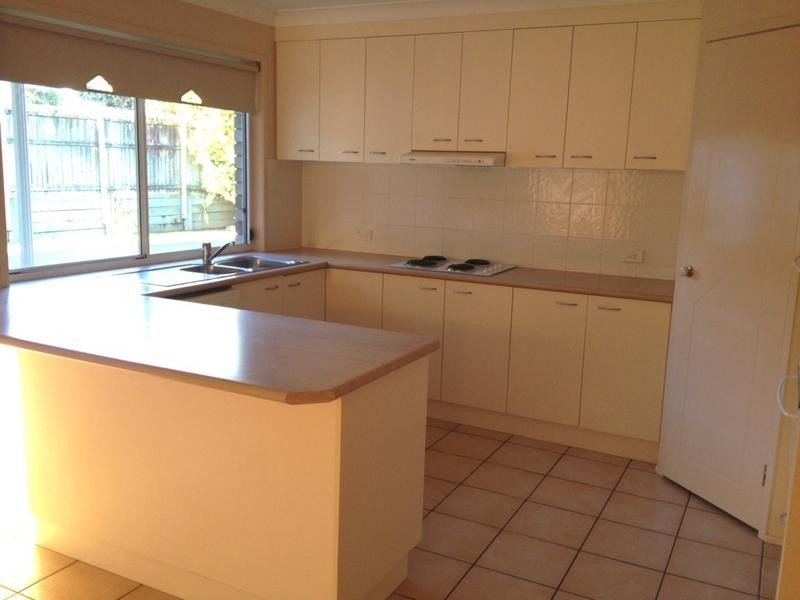 13 Remo Place, Birkdale QLD 4159