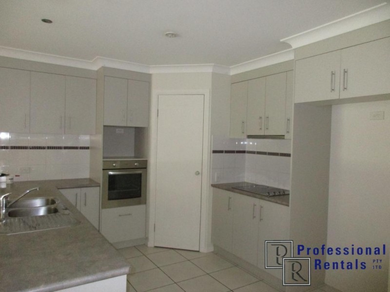 1/4 Calliandra Place, Thornlands QLD 4164