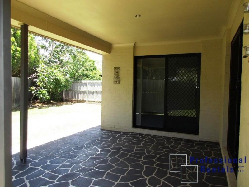 1/4 Calliandra Place, Thornlands QLD 4164