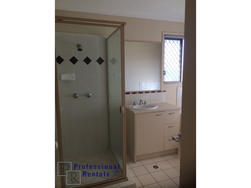 34 Brookvale Drive, Victoria Point QLD 4165