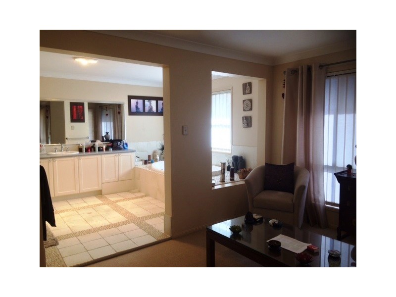 4 Stephens Court, Cleveland QLD 4163