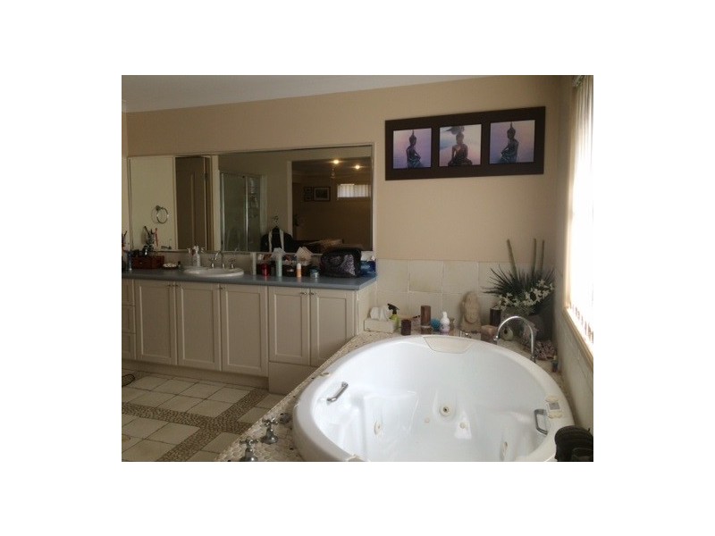 4 Stephens Court, Cleveland QLD 4163