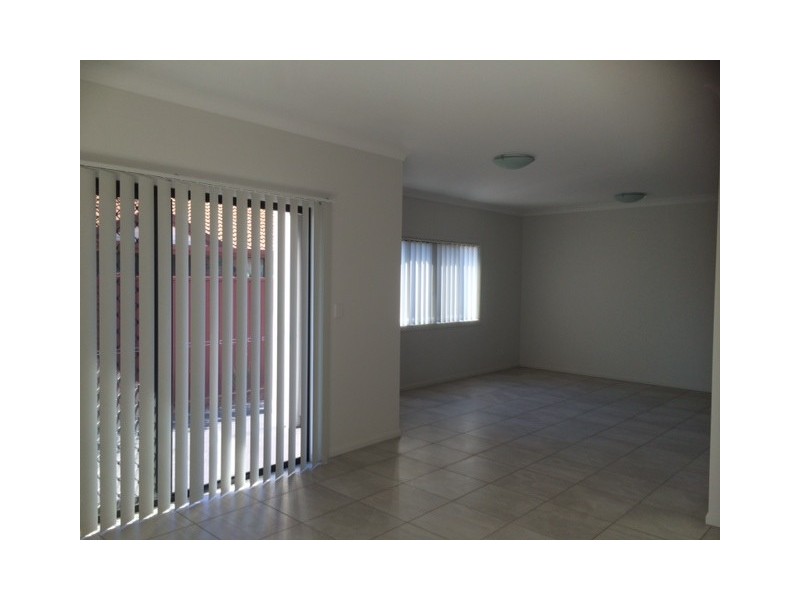 2/9 Homer Street, Cleveland QLD 4163