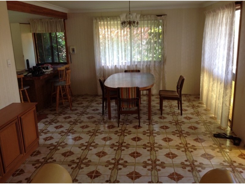 7-9 Cane St, Redland Bay QLD 4165