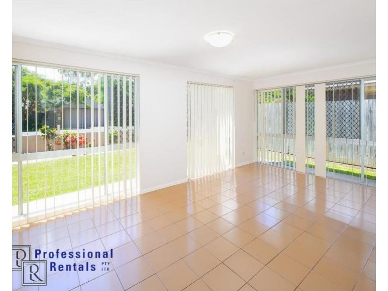 28 Shamrock Street, Ormiston QLD 4160