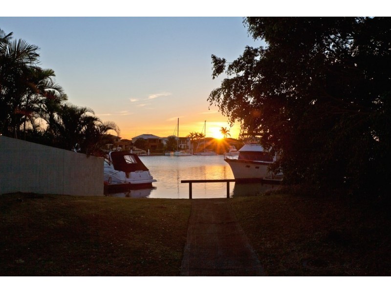 8 Paxton Street, Cleveland QLD 4163