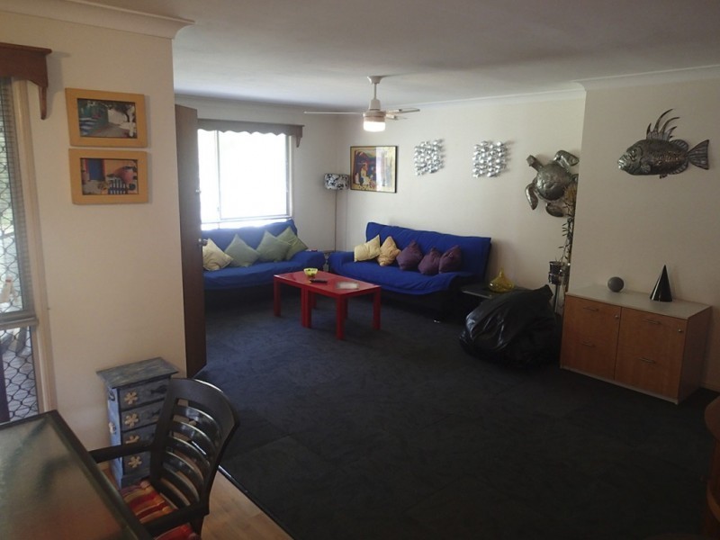 19 Perulpa Street, Coochiemudlo Island QLD 4184