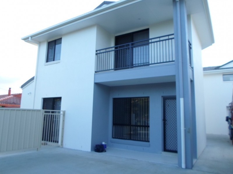 1/64 Haggup Street, Cleveland QLD 4163