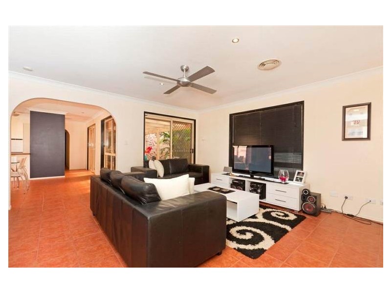 4 Petunia Crescent, Mount Cotton QLD 4165