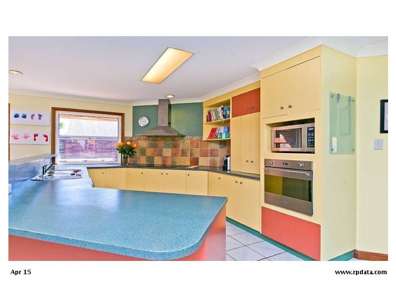 95 Broadwater Terrace, Redland Bay QLD 4165