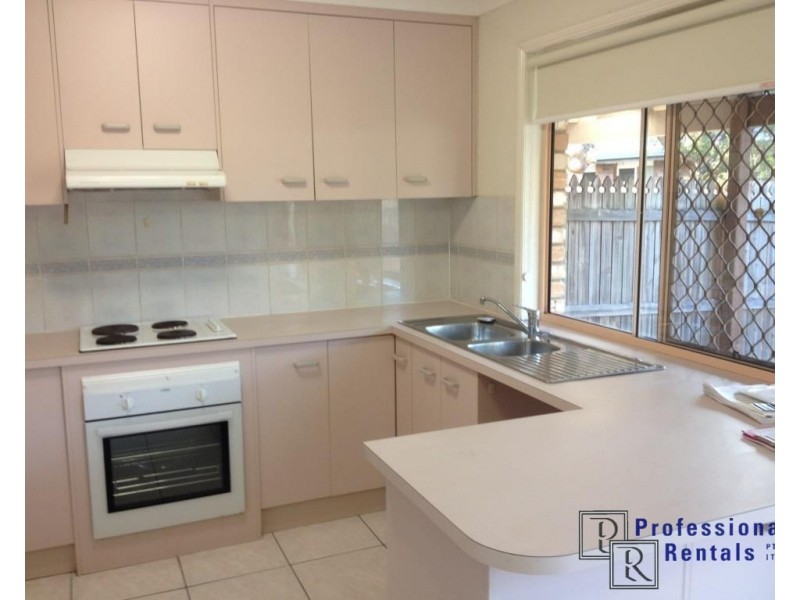 11/2-8 Holland Crescent, Capalaba QLD 4157