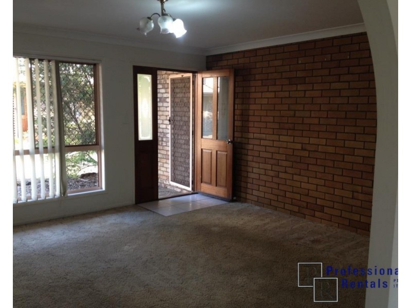 11/2-8 Holland Crescent, Capalaba QLD 4157