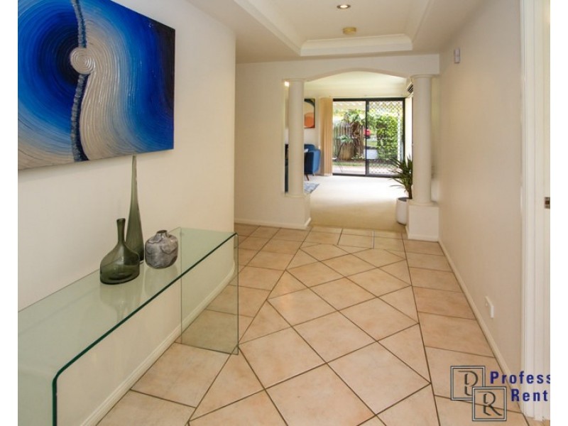 9 Bahr Place, Wellington Point QLD 4160