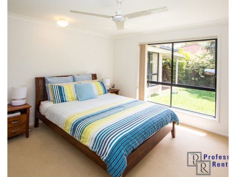 9 Bahr Place, Wellington Point QLD 4160