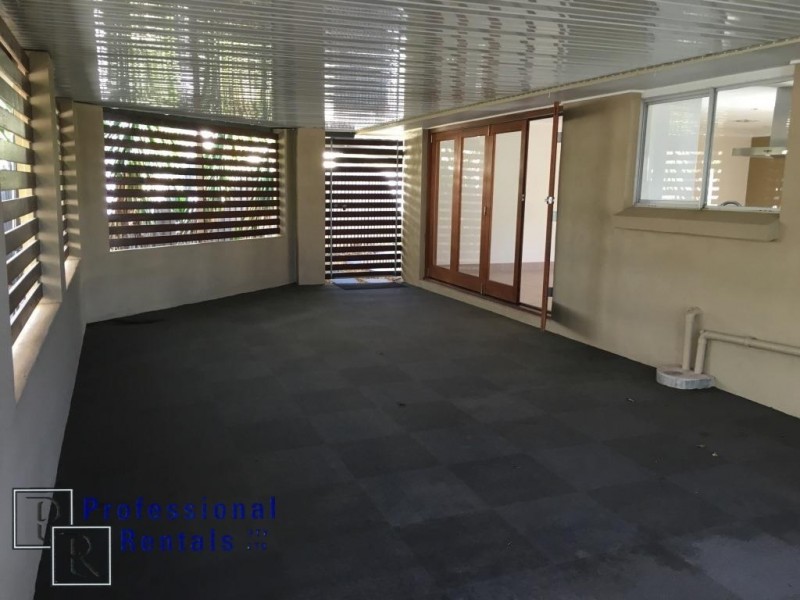 8 Yarrow Court, Cleveland QLD 4163