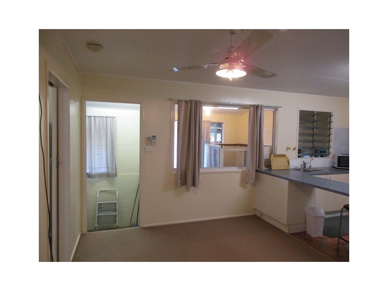 42 Jania Street, Redland Bay QLD 4165