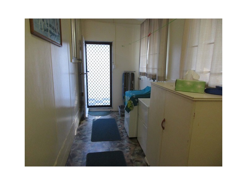 42 Jania Street, Redland Bay QLD 4165