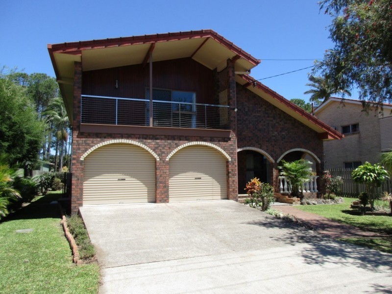 64 Makaha Drive, Birkdale QLD 4159