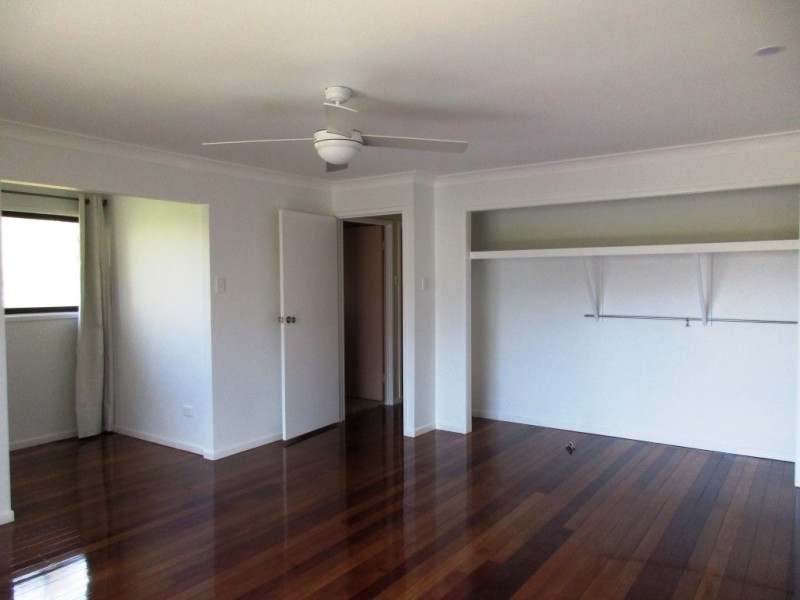 64 Makaha Drive, Birkdale QLD 4159