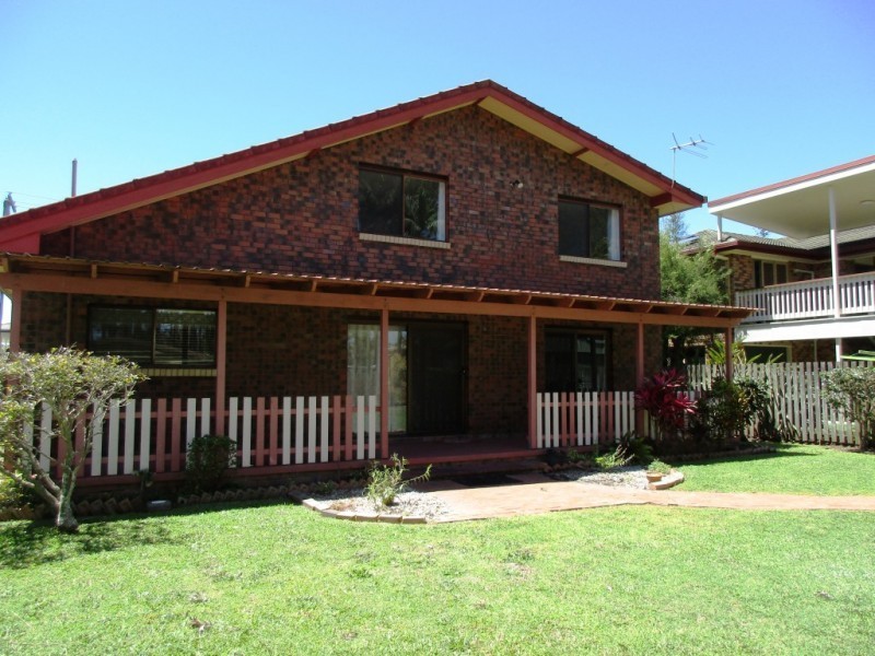 64 Makaha Drive, Birkdale QLD 4159