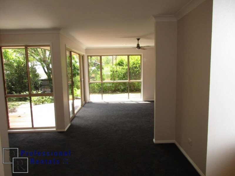 93 Barron Road, Birkdale QLD 4159