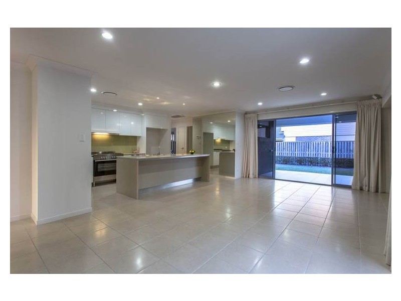 6 Springbrook Drive, Capalaba QLD 4157