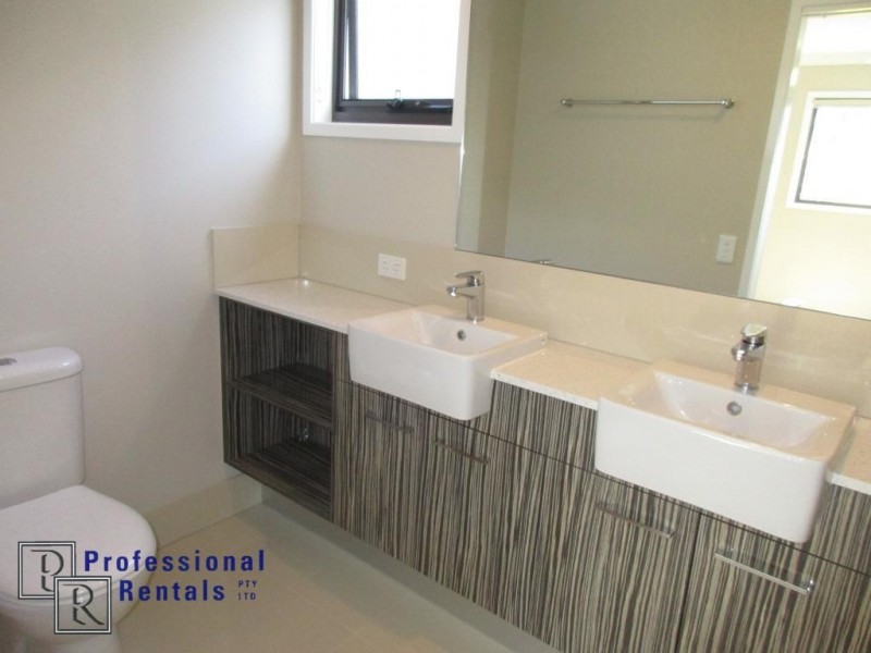 1/27 Freeth Street East, Ormiston QLD 4160