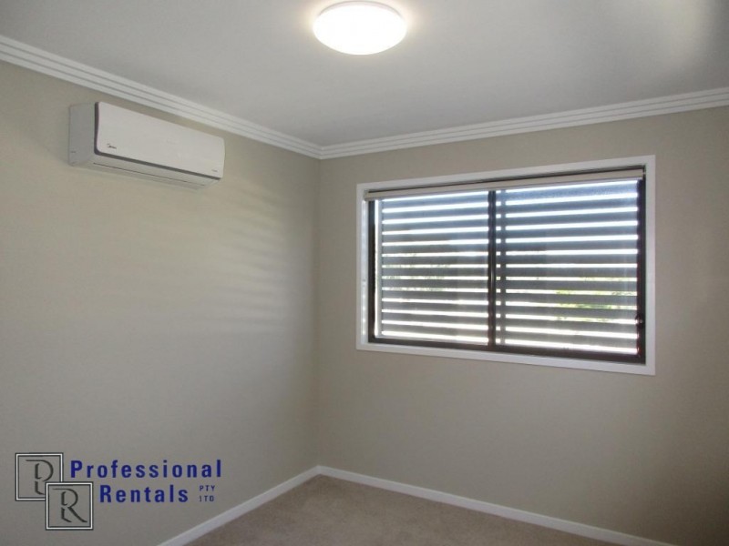 1/27 Freeth Street East, Ormiston QLD 4160