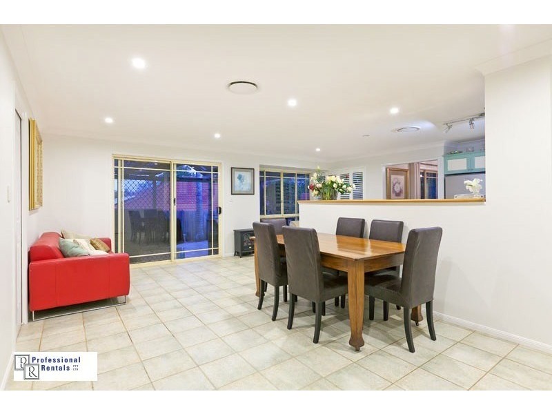 21 Leonard Street, Wellington Point QLD 4160