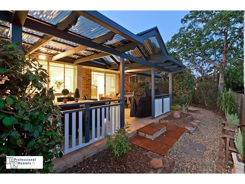 21 Leonard Street, Wellington Point QLD 4160